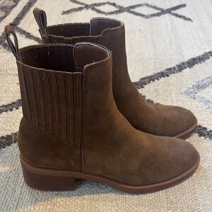 Dolce Vita Chestnut Ankle Booties